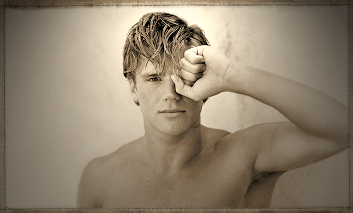 Hollister Co.